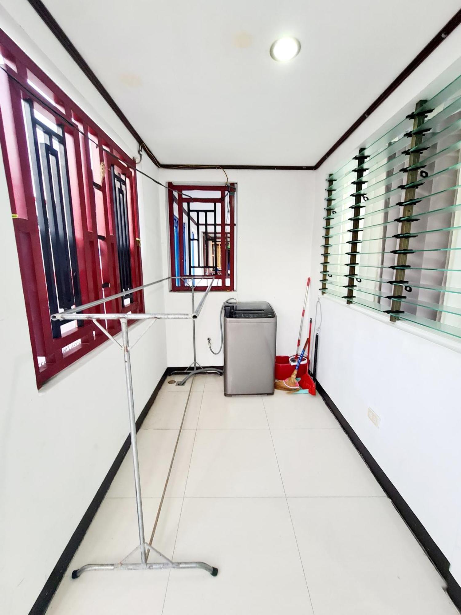 Calapan City Fully Furnished House Transient Near Xentromall L39 Exterior foto