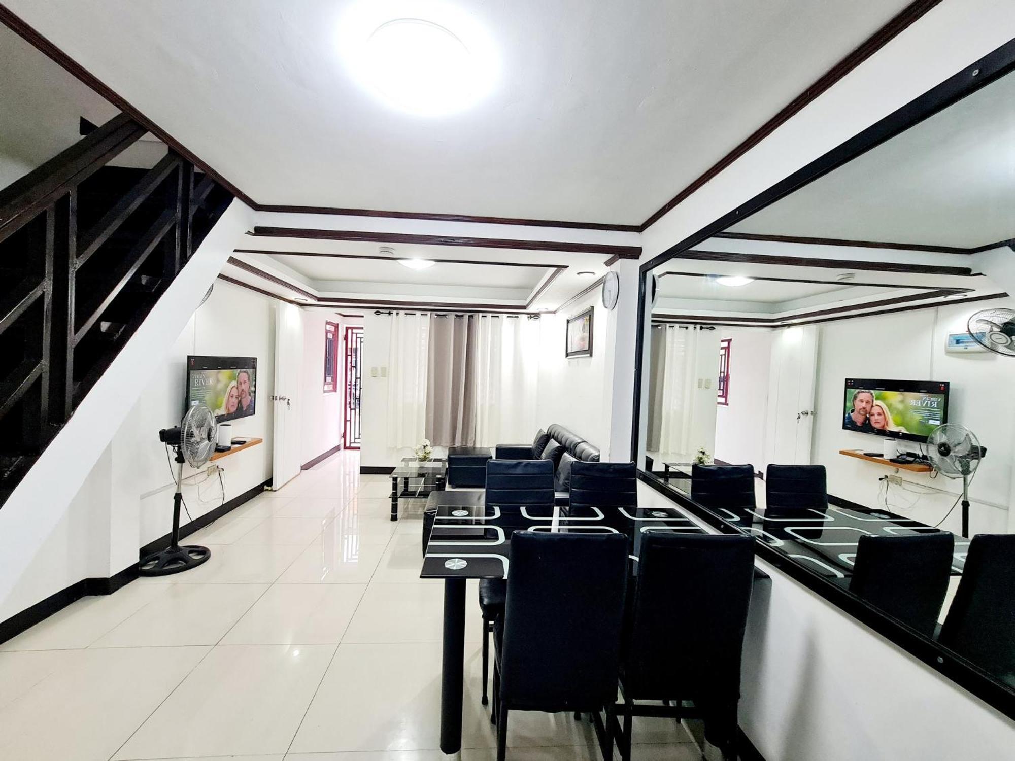 Calapan City Fully Furnished House Transient Near Xentromall L39 Exterior foto